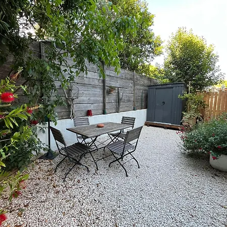 아파트 T2 30m2 Climatise Avec Jardin Proche De La