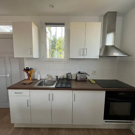 T2 30m2 Climatise Avec Jardin Proche De La Six-Fours-les-Plages